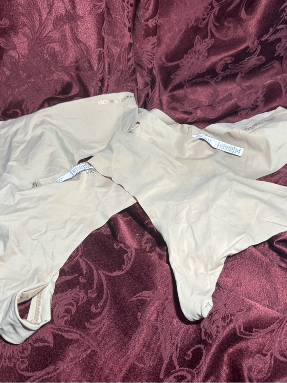 Victoria's Secret Beige Seamless Thongs (4- Pack) XL
